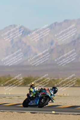 media/Mar-21-2025-CVMA Friday Practice (Fri) [[30cd4fe323]]/3-Racer 2/Session 2 (Turn 4 Entry)/